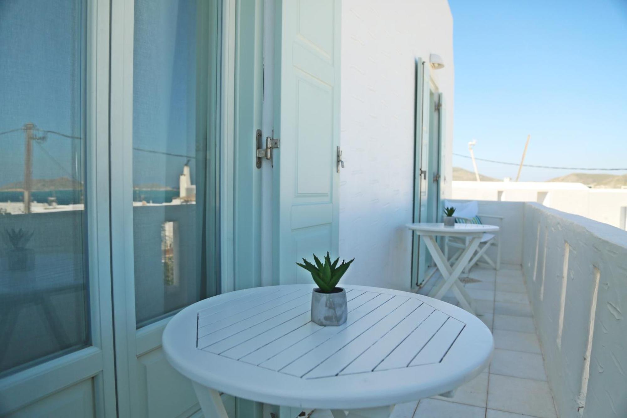 Dafni'S Philoxenia Aparthotel Naousa  Exterior photo