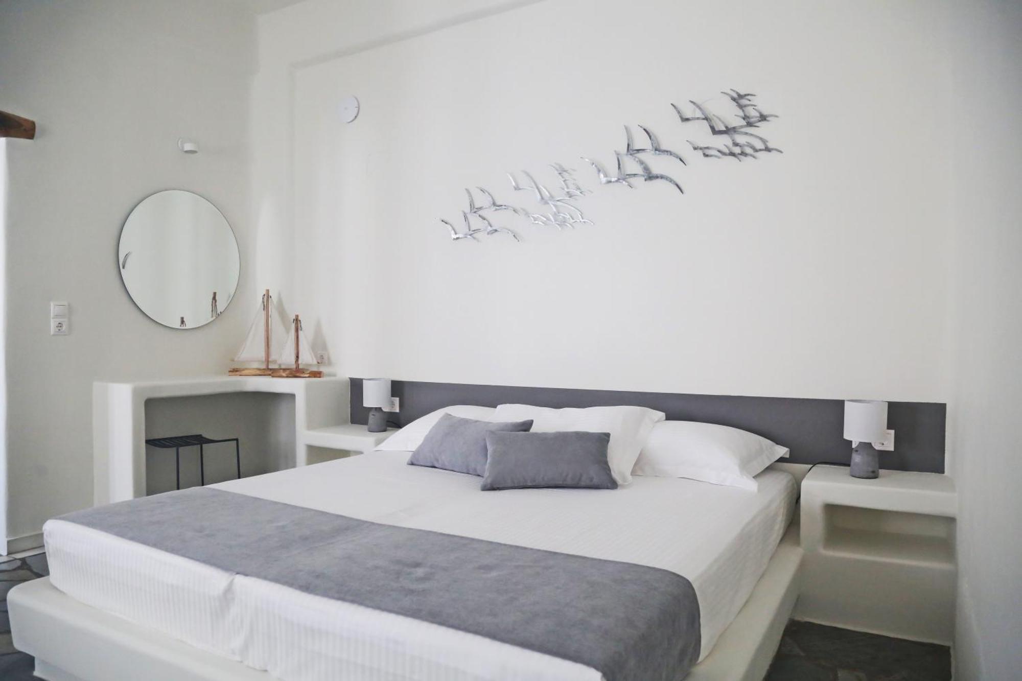 Dafni'S Philoxenia Aparthotel Naousa  Exterior photo
